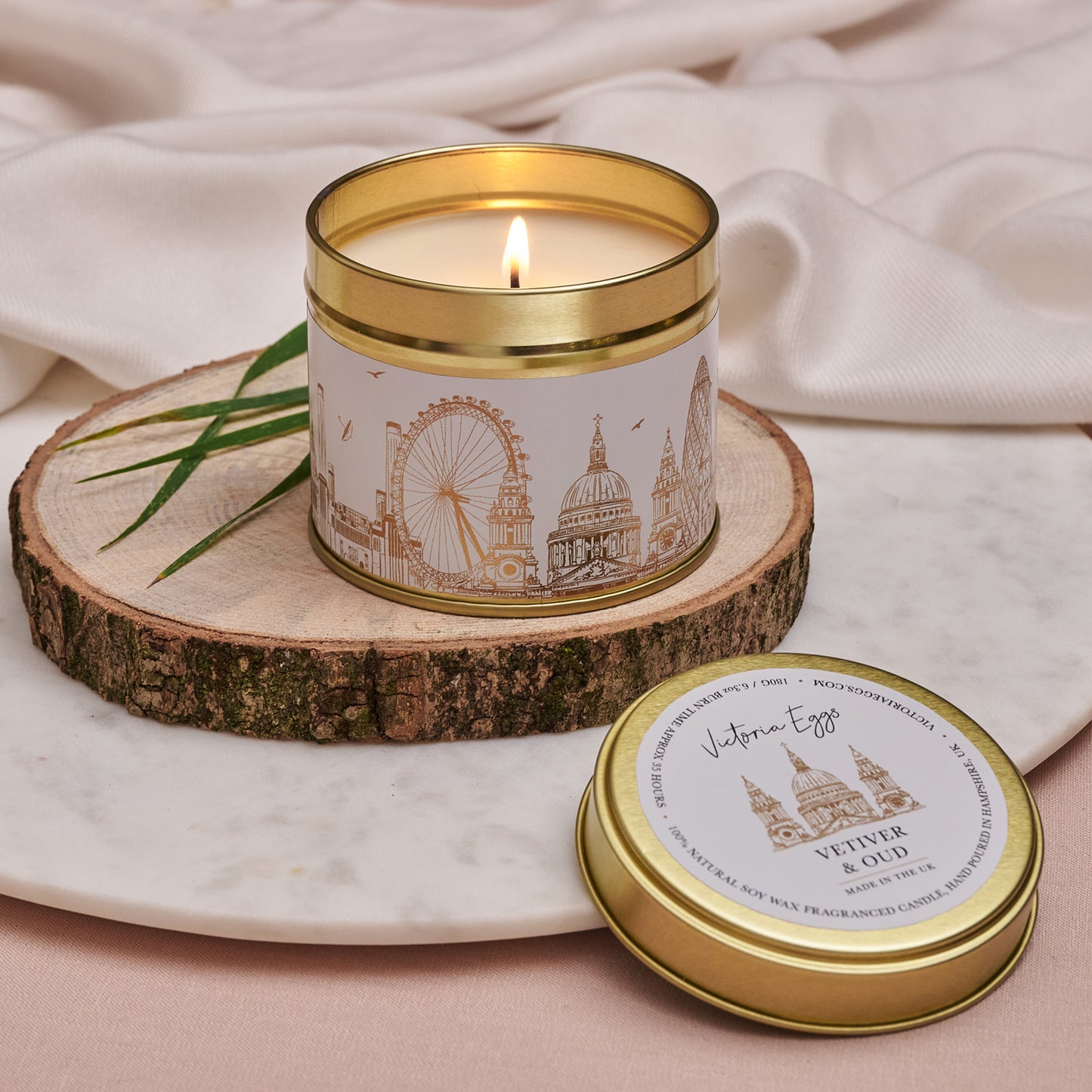 London Rooftops Candle - Vetiver & Oud