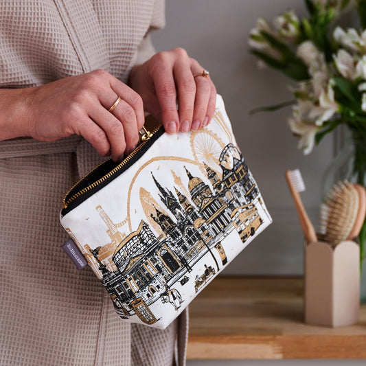 Quintessentially London Cosmetic Bag